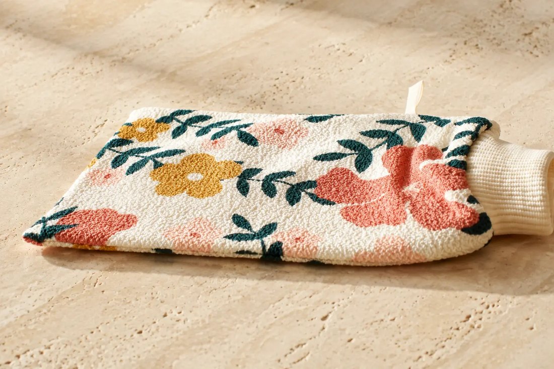 Pink Meadow scrub glove