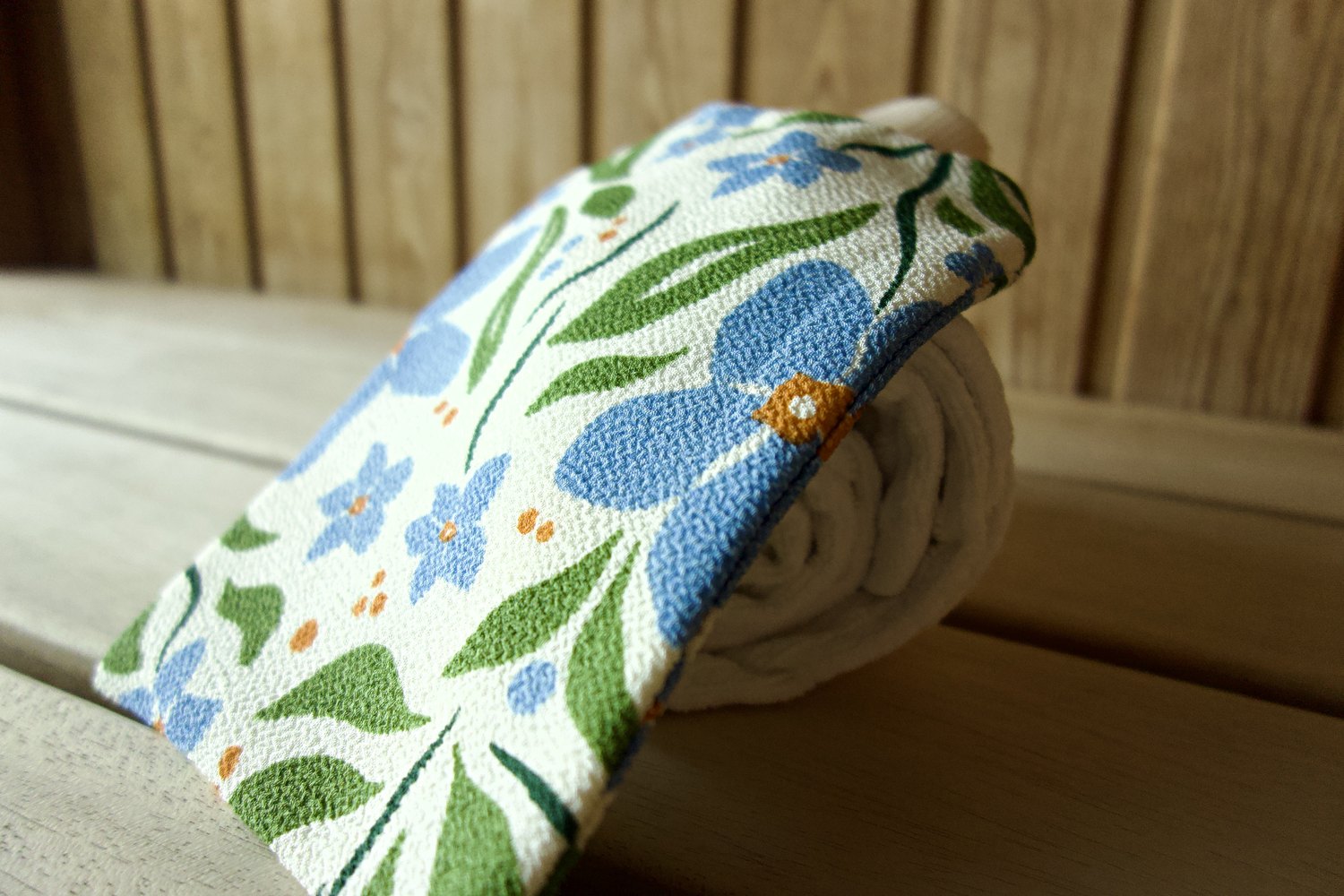 The Metta Shed range of printed scrub gloves